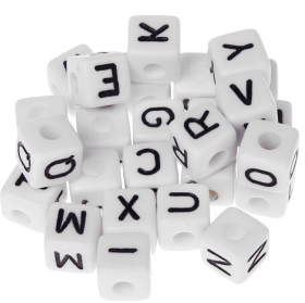 500 plastic letter cubes in 10 mm – white