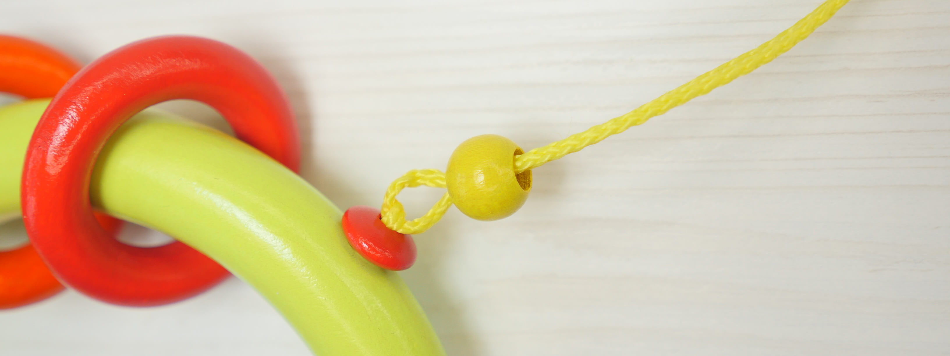 attaching the second safety bead of a grasping ring